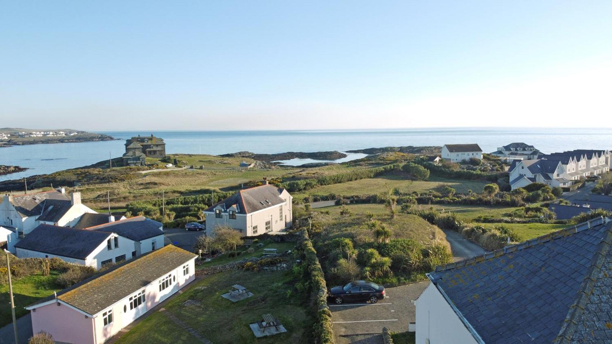 Lagoon View - Sea View- Pet Friendly - 2 Bed Apt - En-Suite Trearddur Exterior photo